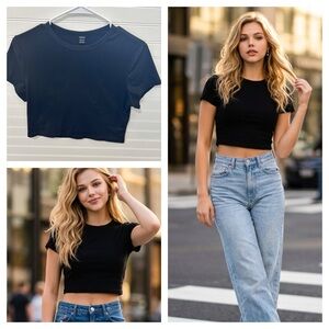 SHEIN Classic Black Crop Top
